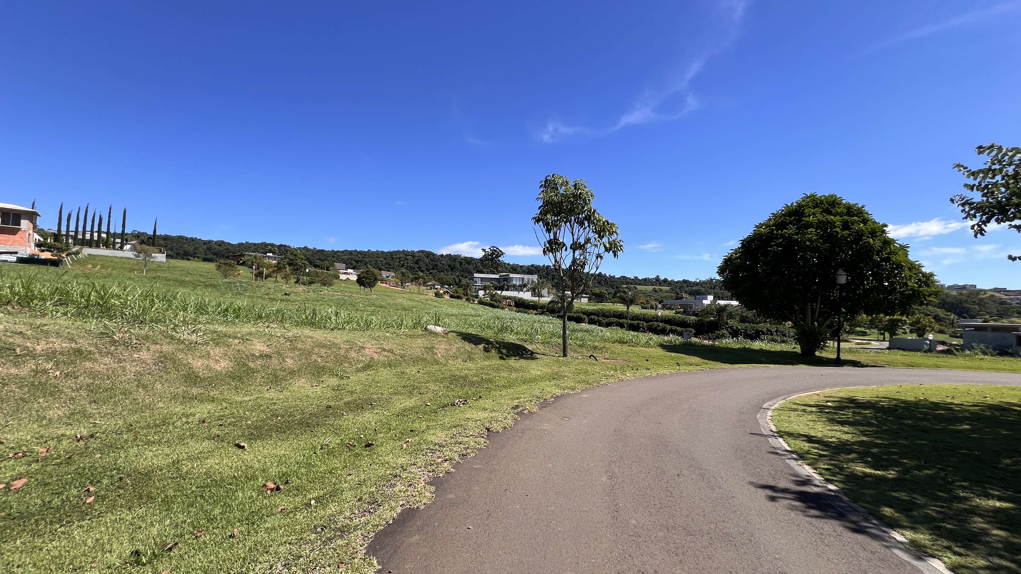 Rua dos Cocais — frente do lote